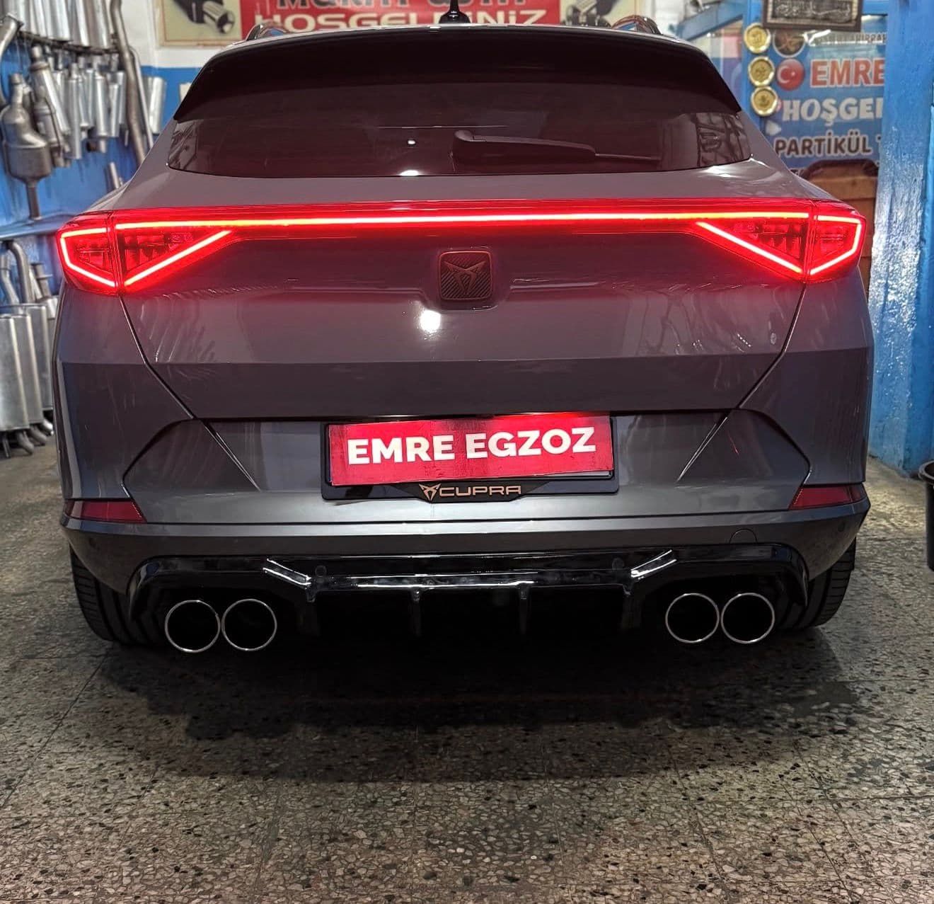 Krom uç uygulaması tamamlanmış araç detayı